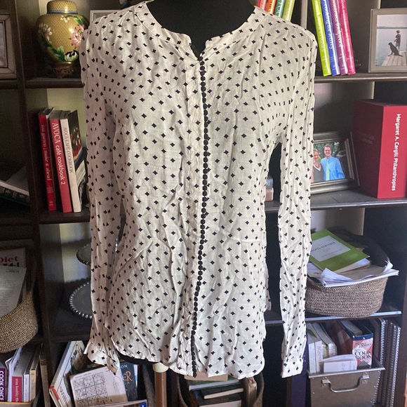 LOFT Diamond Print Blouse - Picture 2 of 7